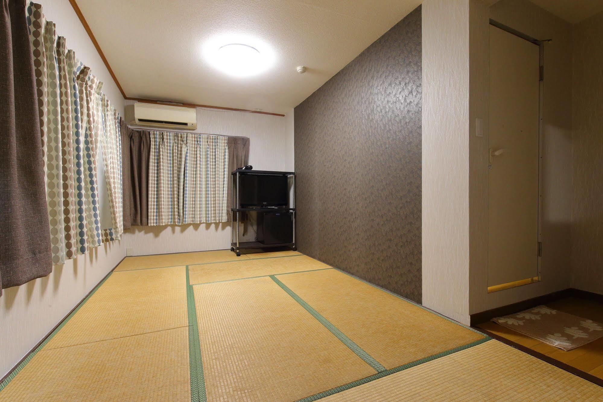 Haru Hotel Tokyo Exterior photo